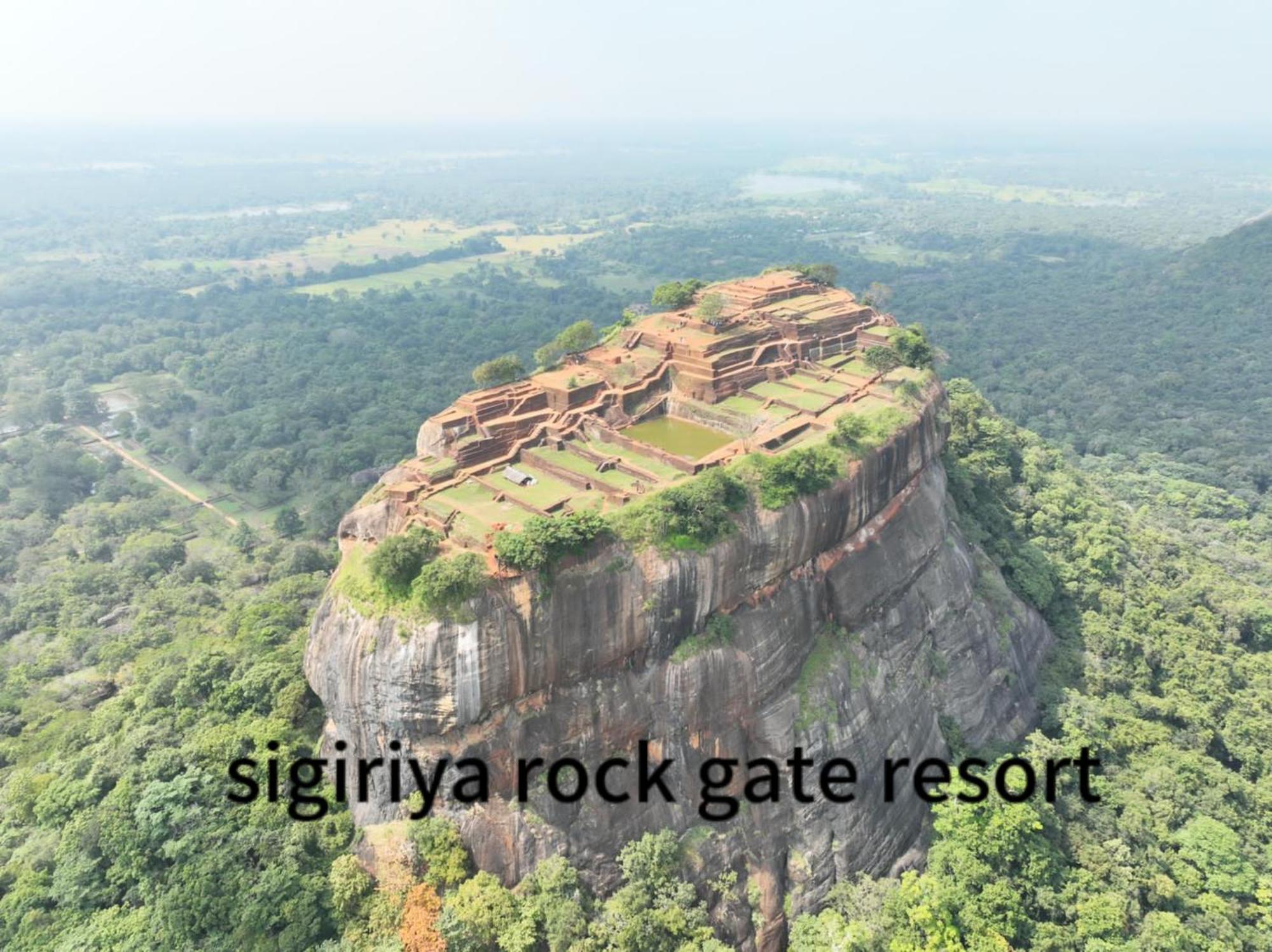 Sigiriya Rock Gate Resort エクステリア 写真