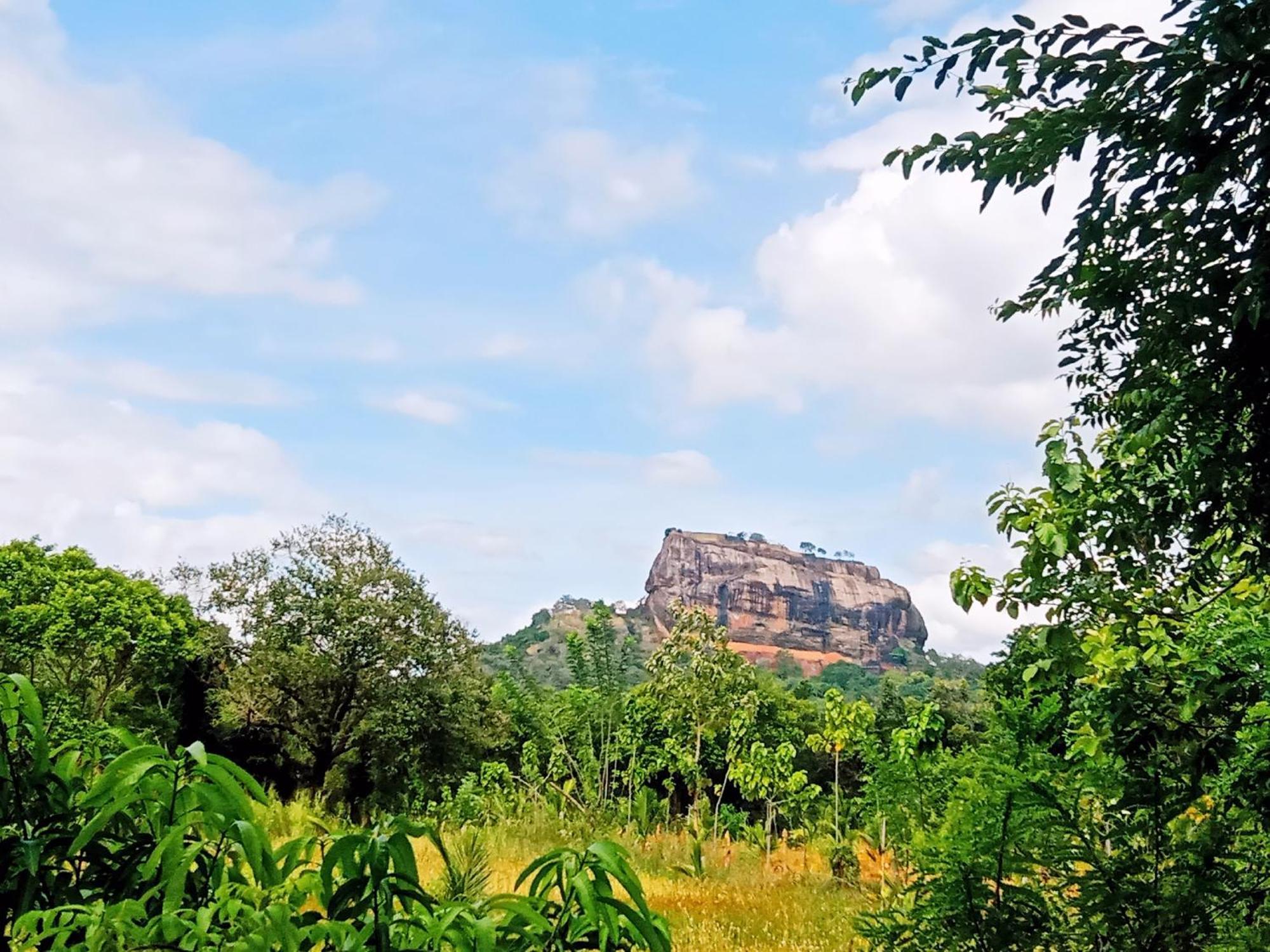 Sigiriya Rock Gate Resort エクステリア 写真