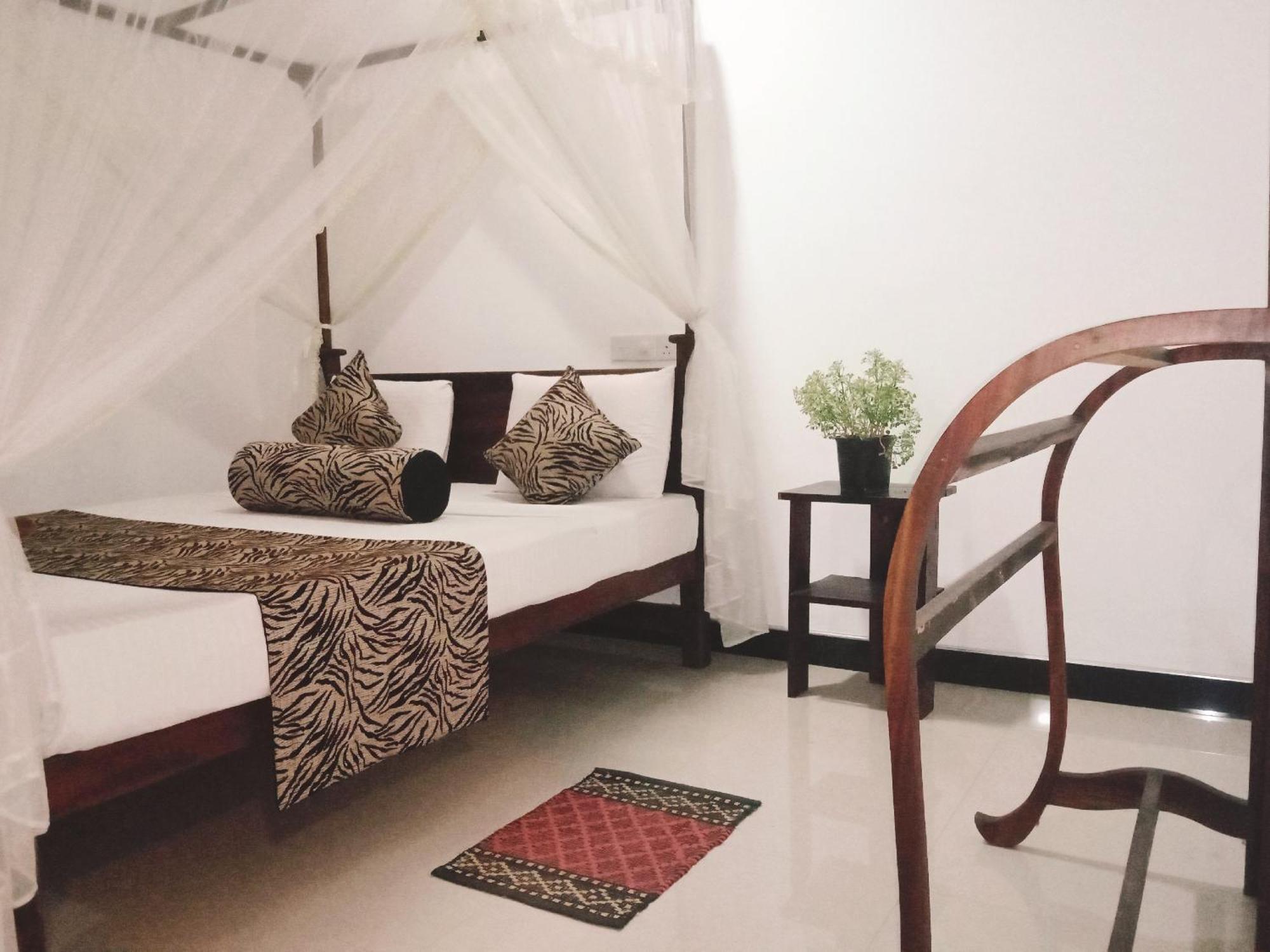 Sigiriya Rock Gate Resort エクステリア 写真